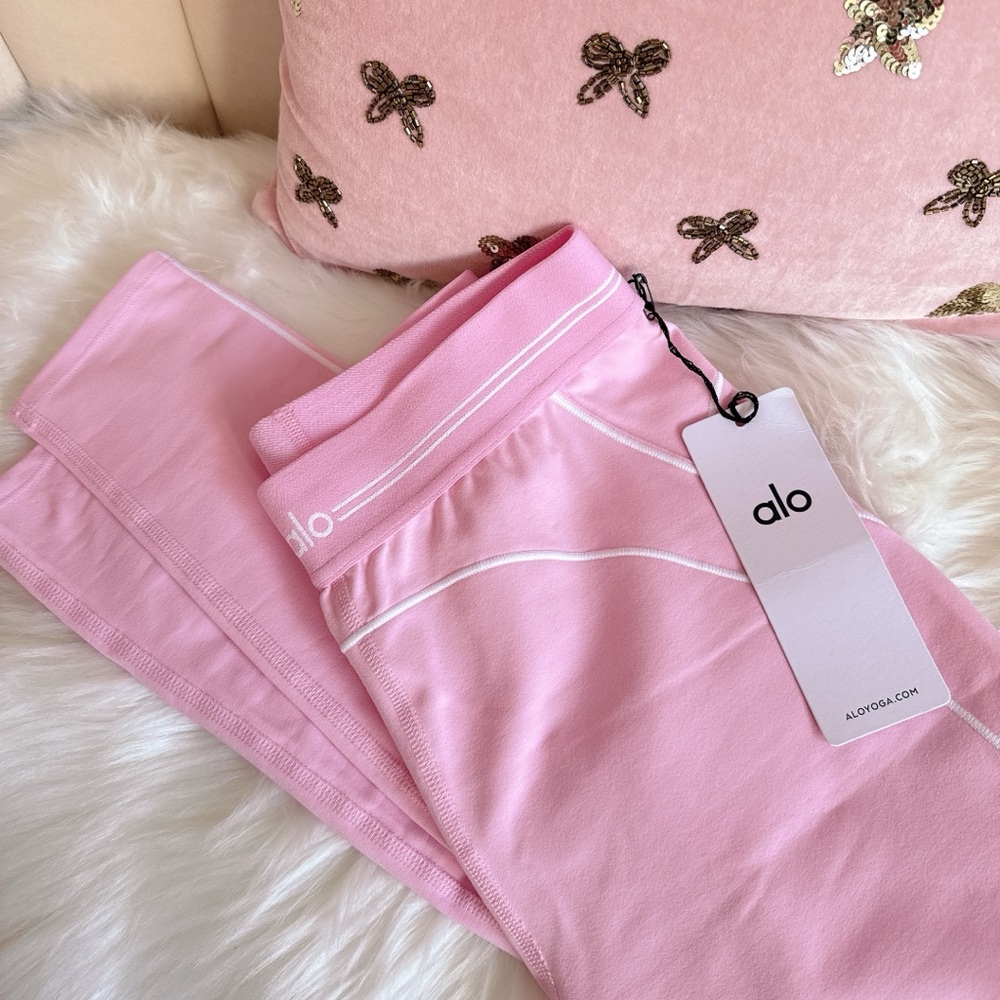 Alo Yoga Air Brush Highwaist Heart Throb Legging Sweet Pink 🩷 Medium